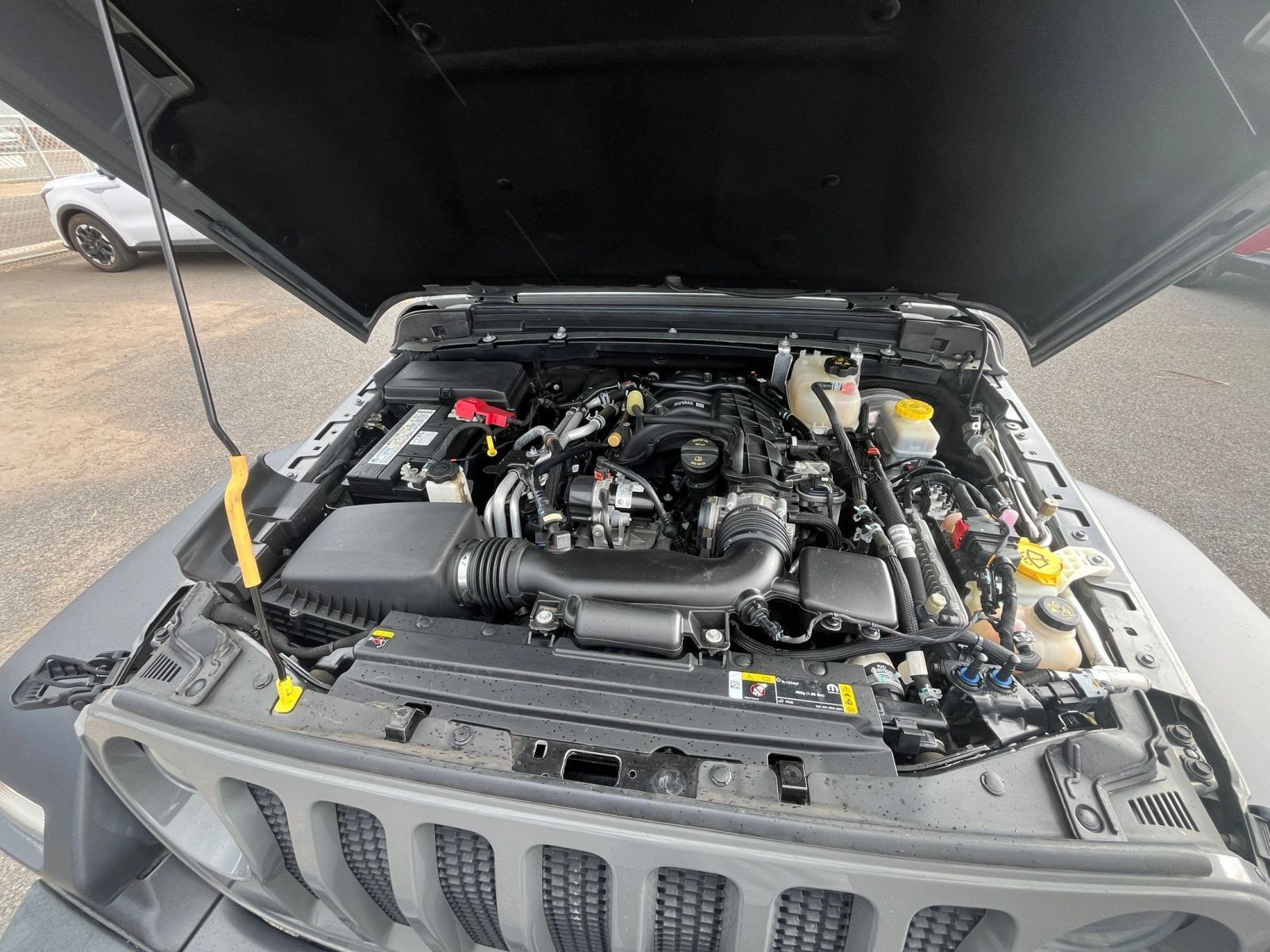 Used 2023 Jeep Wrangler Unlimited Sport AWD/4WD image 28