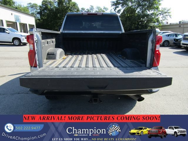 Used 2025 Chevrolet Silverado 2500 Custom w/ Custom Value Package AWD/4WD image 6