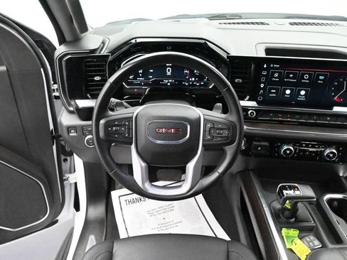 Used 2025 GMC Sierra 1500 SLT w/ SLT Premium Plus Package AWD/4WD image 25