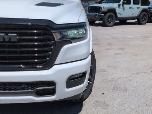 New 2026 RAM 1500 Laramie AWD/4WD image 11