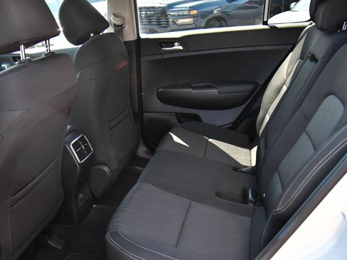 Used 2019 Kia Sportage LX AWD/4WD image 30