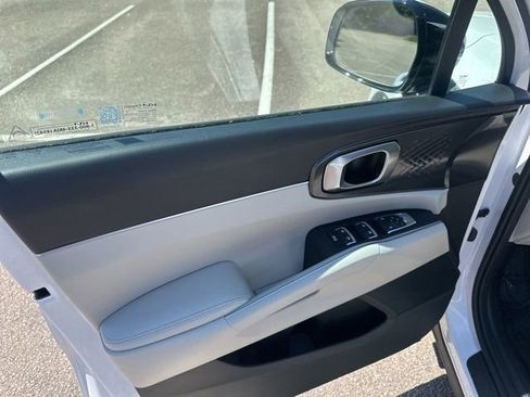 Certified 2023 Kia Sorento S w/ Panoramic Sunroof Package FWD image 36