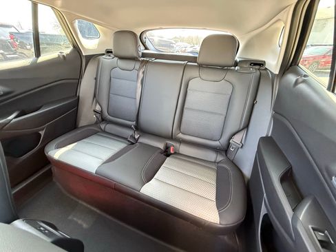 New 2026 Chevrolet Trax LT w/ LPO, Blackout Package image 24