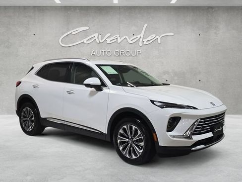 Used 2025 Buick Envision Preferred image 2