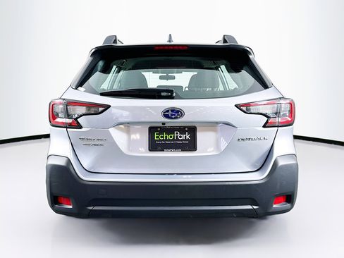 Used 2025 Subaru Outback image 7