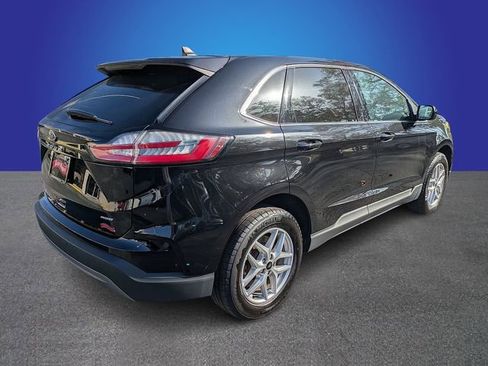 Used 2024 Ford Edge SEL w/ Convenience Package image 5