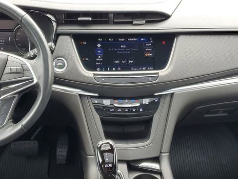 Certified 2022 Cadillac XT5 Premium Luxury AWD/4WD image 24