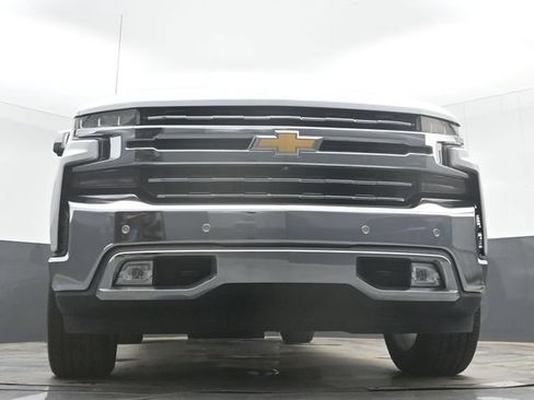 Used 2019 Chevrolet Silverado 1500 LTZ w/ LTZ Plus Package AWD/4WD image 45