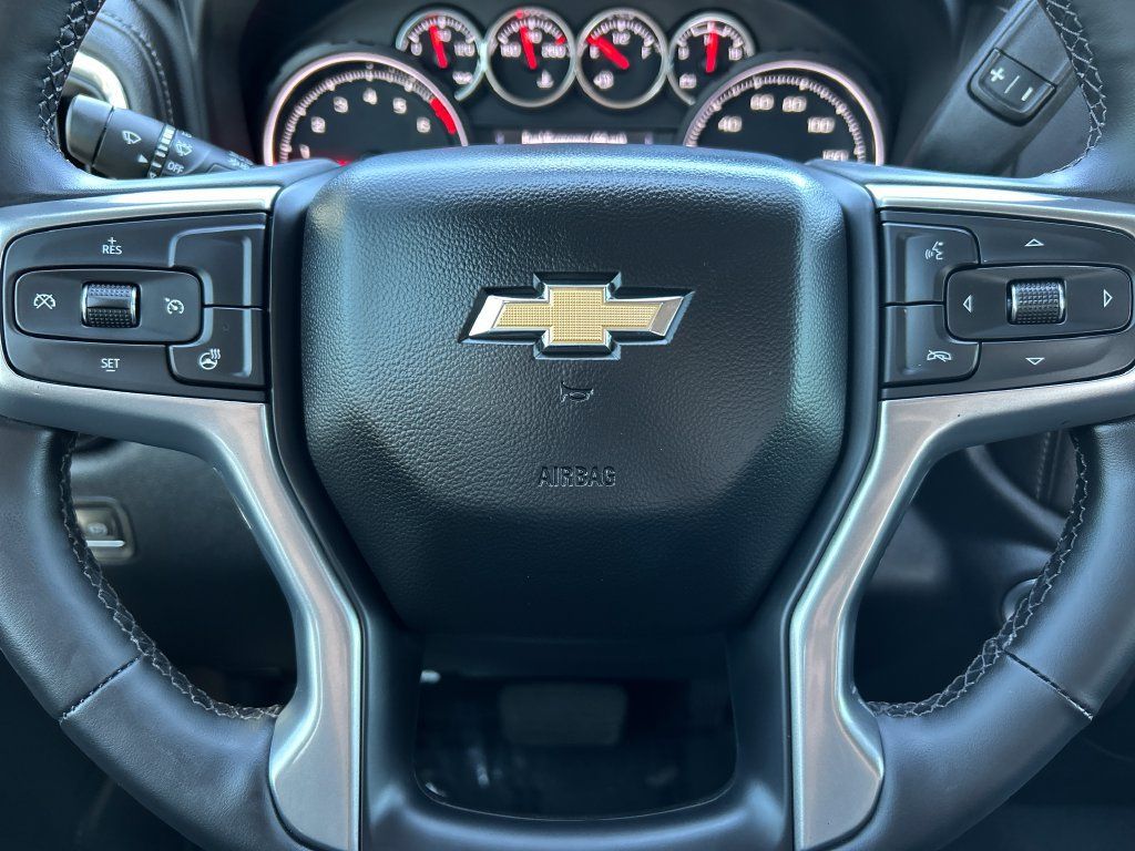 Used 2023 Chevrolet Silverado 2500 LT w/ All Star Edition AWD/4WD image 9
