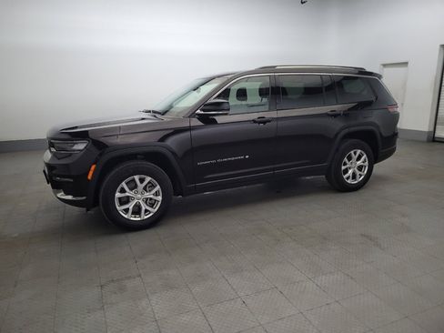 Used 2022 Jeep Grand Cherokee L Limited image 2