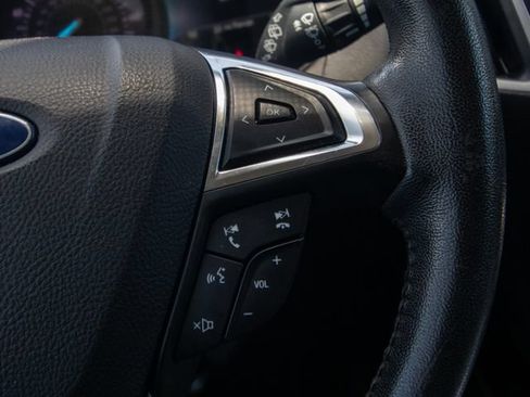 Used 2022 Ford Edge SEL AWD/4WD image 23