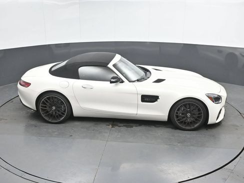Used 2018 Mercedes-Benz AMG GT Roadster image 32