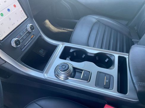 Used 2024 Ford Edge SEL image 40