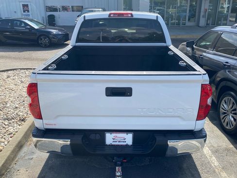 Used 2019 Toyota Tundra SR5 w/ TRD Off Road Package image 10