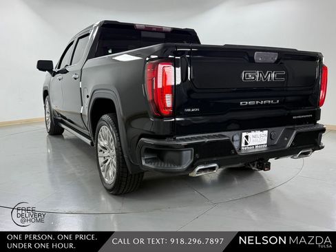 Used 2019 GMC Sierra 1500 Denali w/ Denali Ultimate Package AWD/4WD image 8