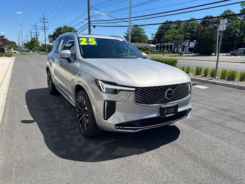 Certified 2025 Volvo XC90 B6 Plus AWD/4WD image 6