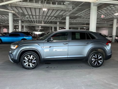Used 2023 Volkswagen Atlas Cross Sport SE AWD/4WD image 7