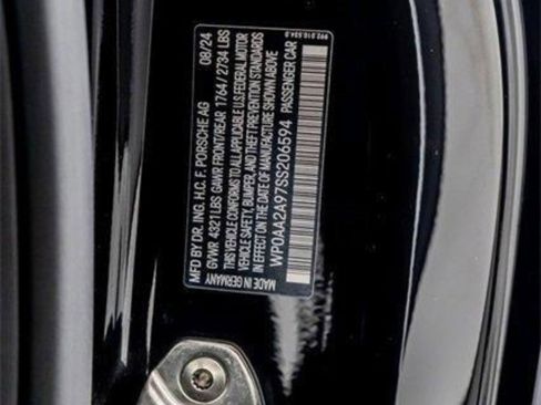 Used 2025 Porsche 911 Carrera image 57