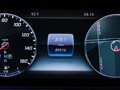 Used 2018 Mercedes-Benz E 400 4MATIC Wagon w/ Premium 2 Package image 20