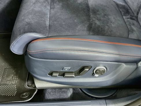 New 2027 Genesis GV70 3.5T Prestige AWD/4WD image 21