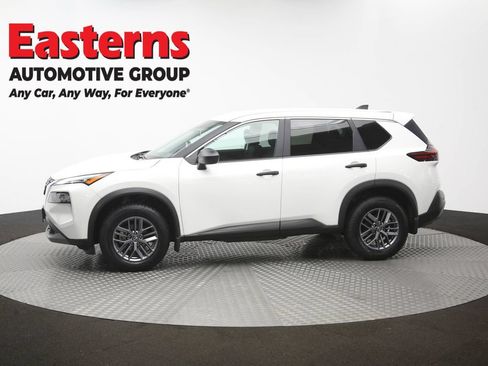 Used 2023 Nissan Rogue S AWD/4WD image 59