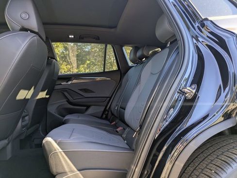 New 2026 Volkswagen Tiguan SE R-Line image 14