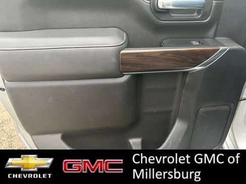 Used 2023 GMC Sierra 2500 SLT w/ SLT Convenience Package AWD/4WD image 24