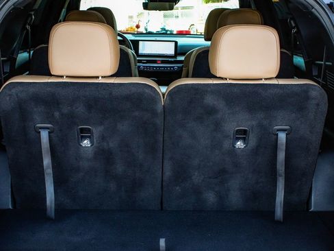 Used 2024 Kia Sorento SX Prestige w/ Olive Brown Leather Package image 46