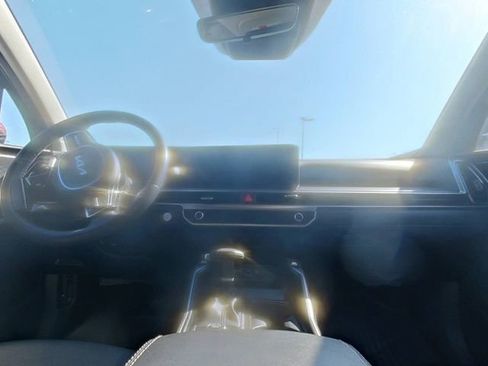 Certified 2024 Kia Sorento S w/ Panoramic Sunroof Package FWD image 28