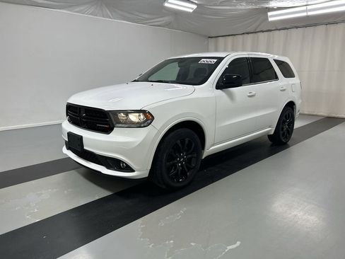 Used 2020 Dodge Durango SXT image 4