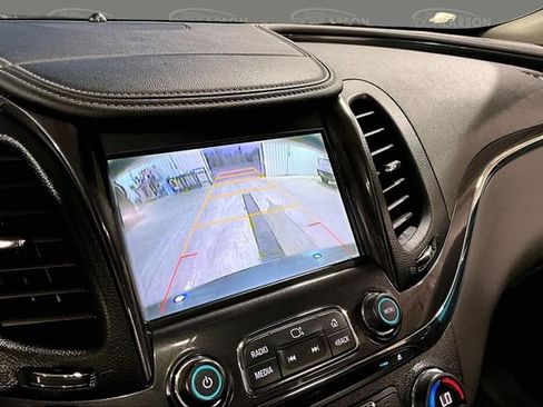 Used 2014 Chevrolet Impala LT FWD image 23