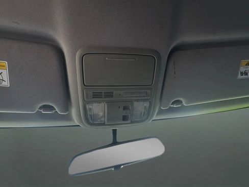 Used 2018 Honda Ridgeline Sport image 23
