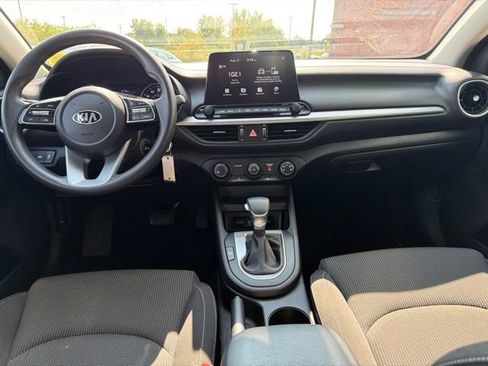 Certified 2021 Kia Forte LXS FWD image 17