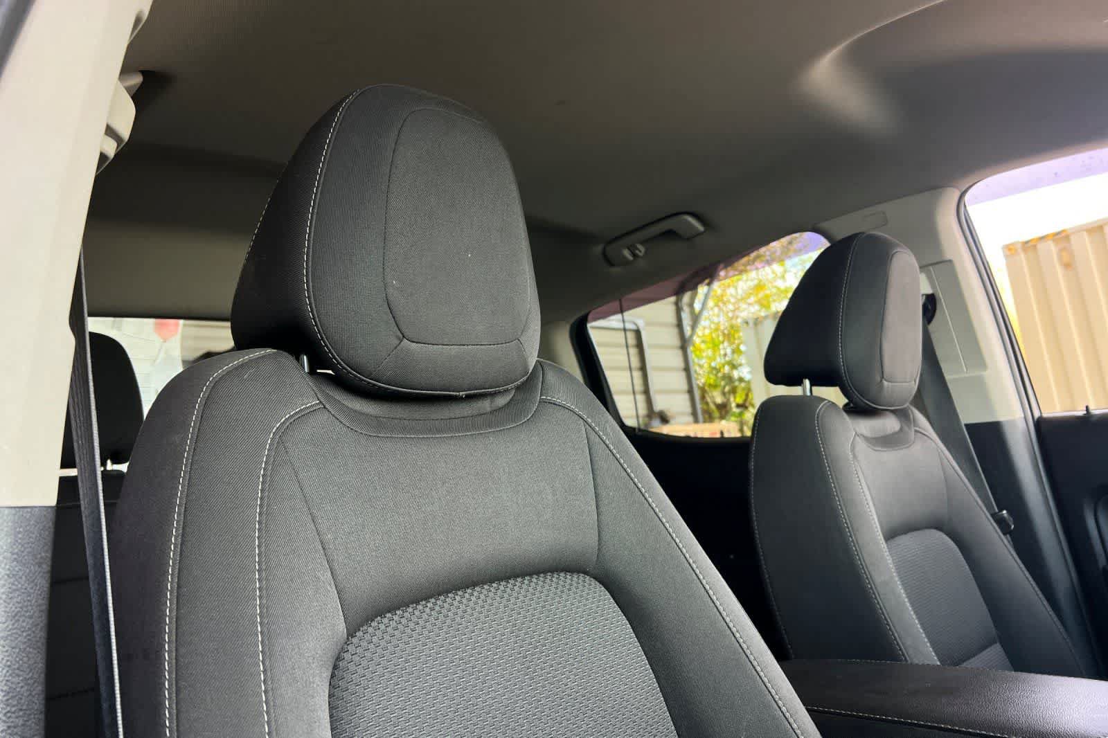 Used 2018 Chevrolet Colorado LT RWD image 18
