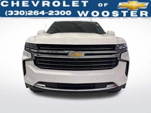 Used 2023 Chevrolet Suburban LT w/ LT Signature Package image 8