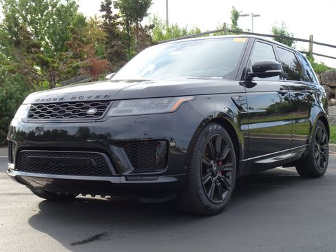 Used 2022 Land Rover Range Rover Sport HST AWD/4WD image 1