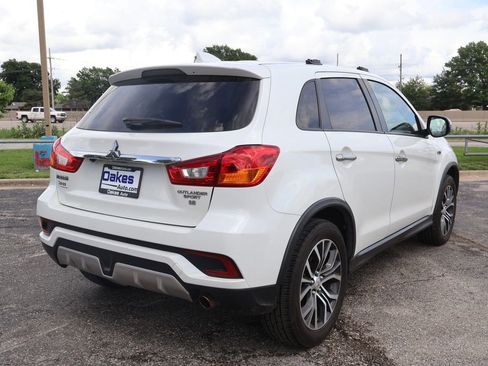 Used 2019 Mitsubishi Outlander Sport SE FWD image 13