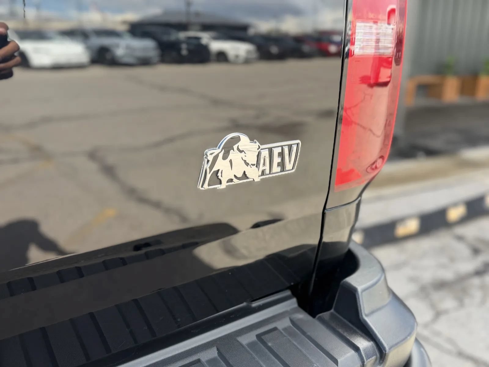 Used 2020 Chevrolet Colorado ZR2 w/ Colorado ZR2 Bison Edition AWD/4WD image 40