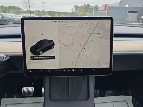 Used 2023 Tesla Model Y Long Range AWD/4WD image 27