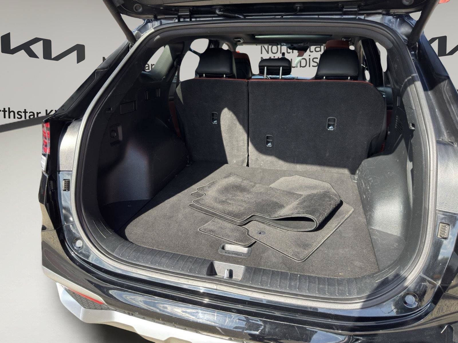 Used 2023 Kia Sportage SX FWD image 28