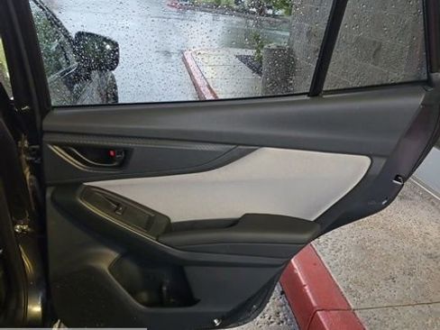 Used 2018 Subaru Crosstrek 2.0i Premium w/ Eyesight System AWD/4WD image 25