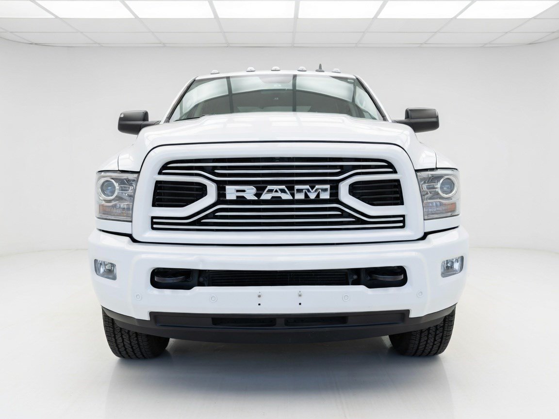 Used 2018 RAM 2500 Laramie w/ Sport Appearance Group AWD/4WD image 2