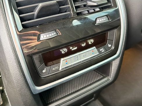 Used 2025 BMW X5 xDrive50e image 21