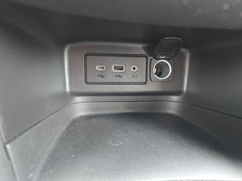 Used 2024 Chevrolet Equinox LT image 27