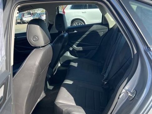 Used 2024 Volkswagen Jetta SE image 24