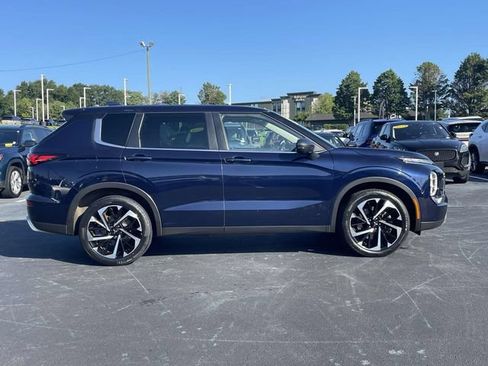 Used 2022 Mitsubishi Outlander SE AWD/4WD image 8