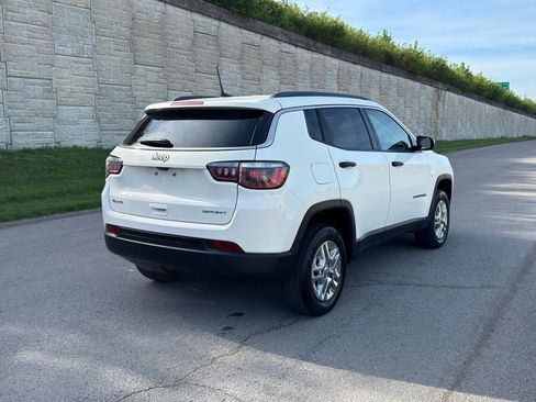 Used 2020 Jeep Compass Sport image 3