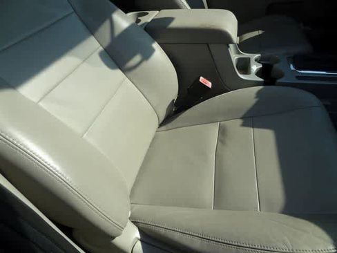 Used 2012 Ford Escape XLT image 20