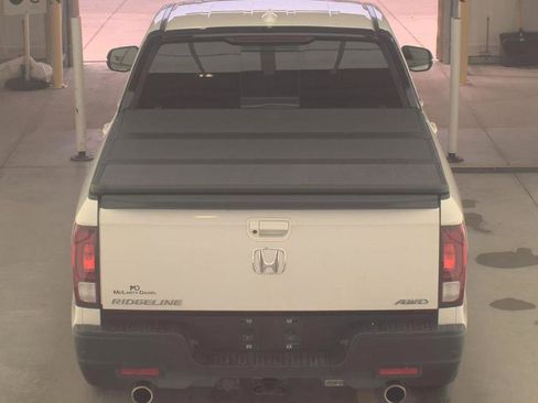 Used 2023 Honda Ridgeline Black Edition image 5