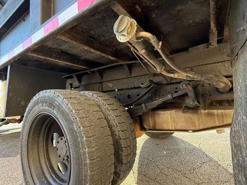 Used 2005 Ford F450 4x4 Regular Cab Super Duty image 15